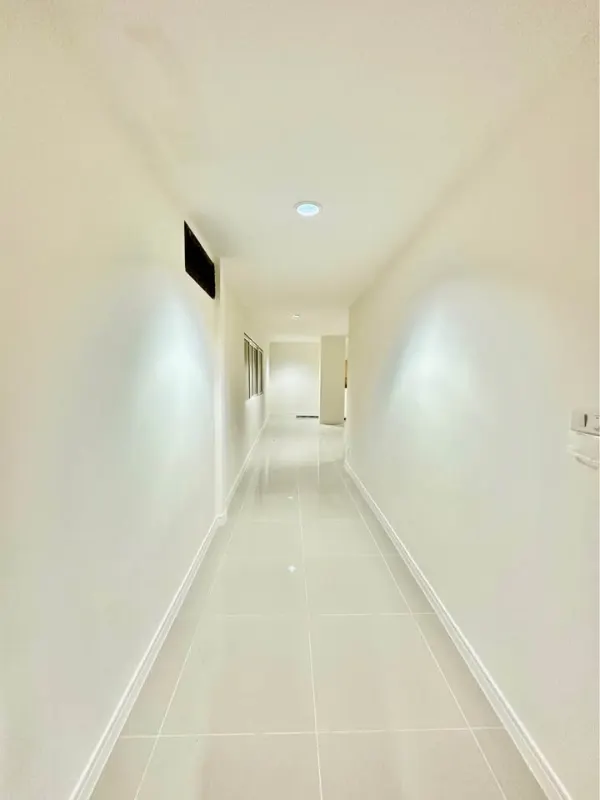 A spacious 2-bedroom, 2-bathroom condo in the heart of Hua Hin – photo 4